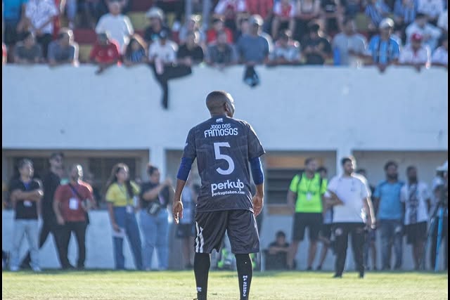 Disponível no instagram