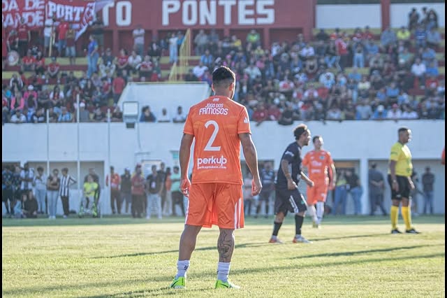 Disponível no instagram